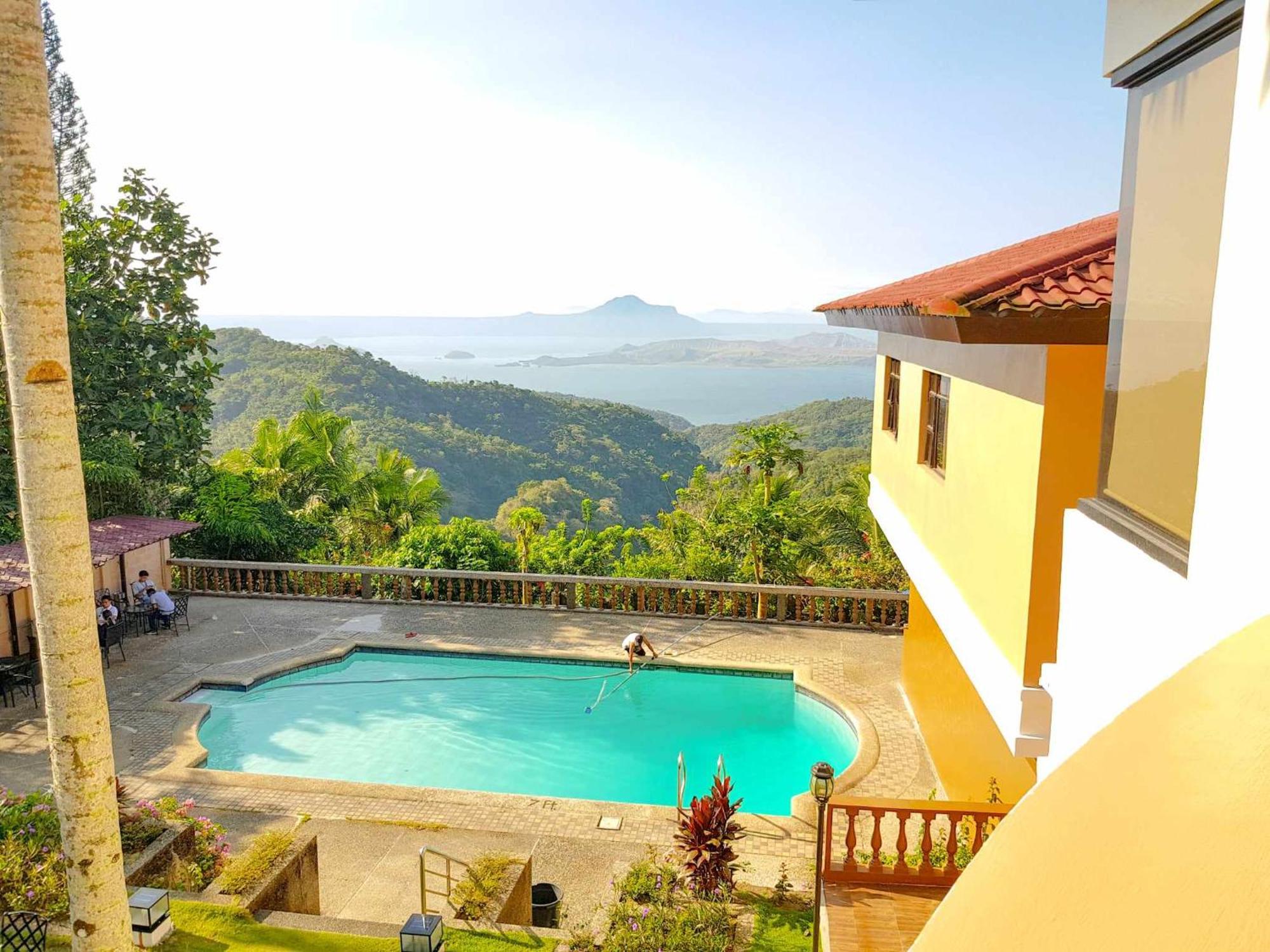 Villa Marinelli Bed And Breakfast Tagaytay City Zewnętrze zdjęcie