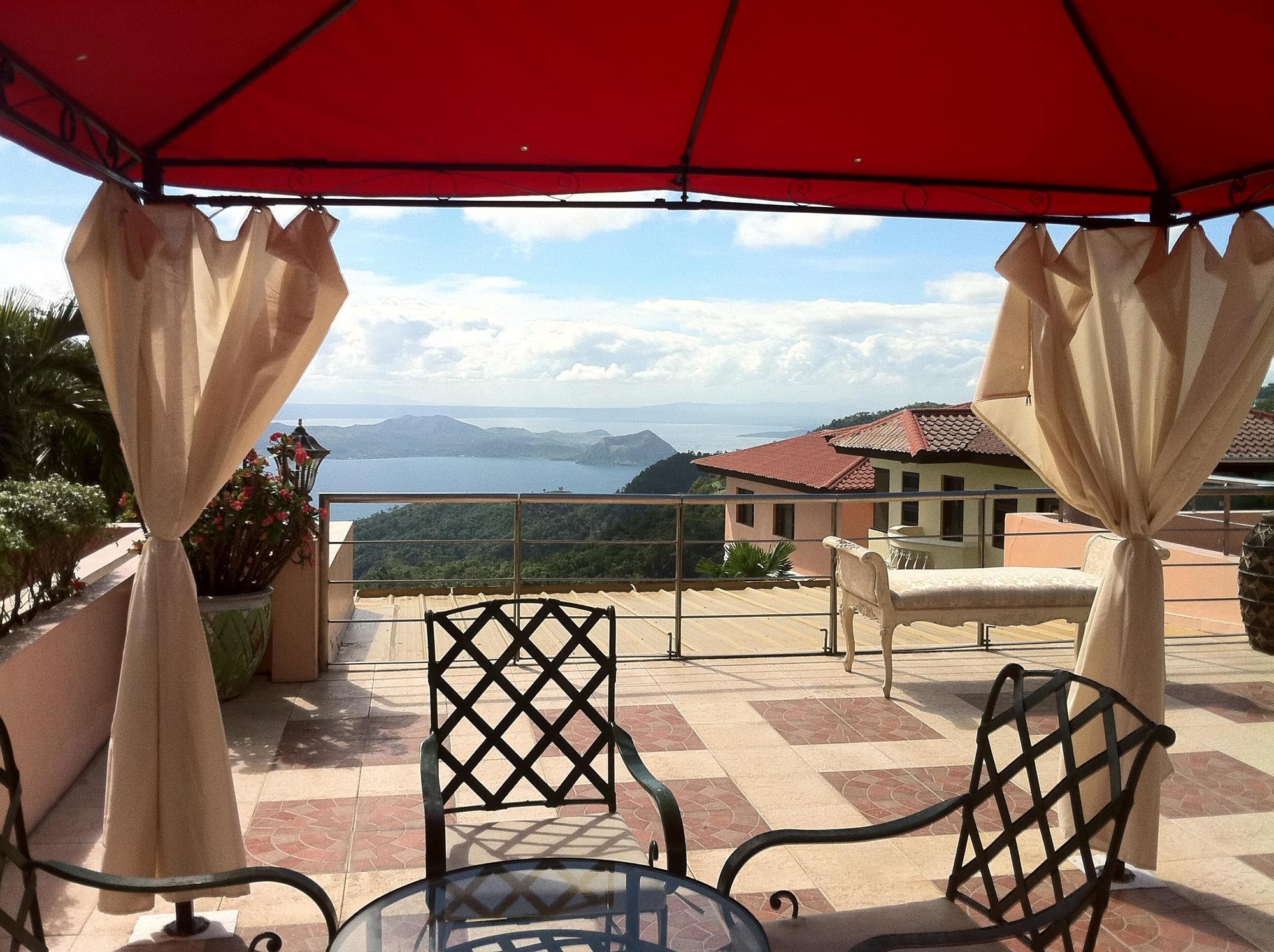 Villa Marinelli Bed And Breakfast Tagaytay City Zewnętrze zdjęcie