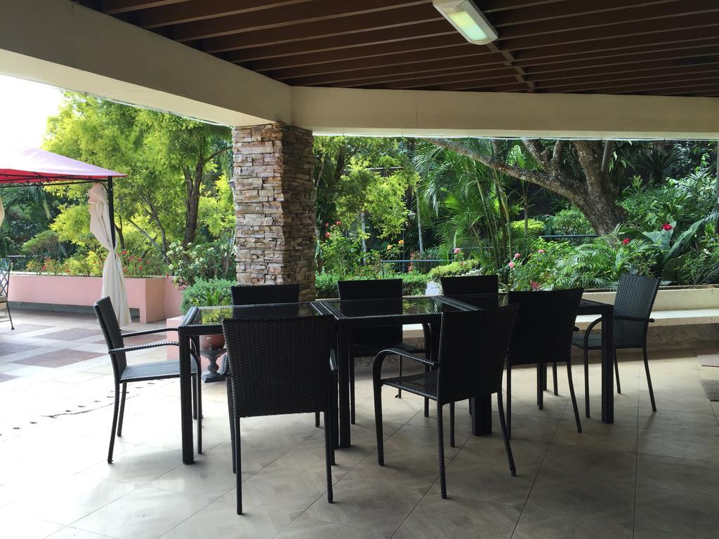 Villa Marinelli Bed And Breakfast Tagaytay City Zewnętrze zdjęcie